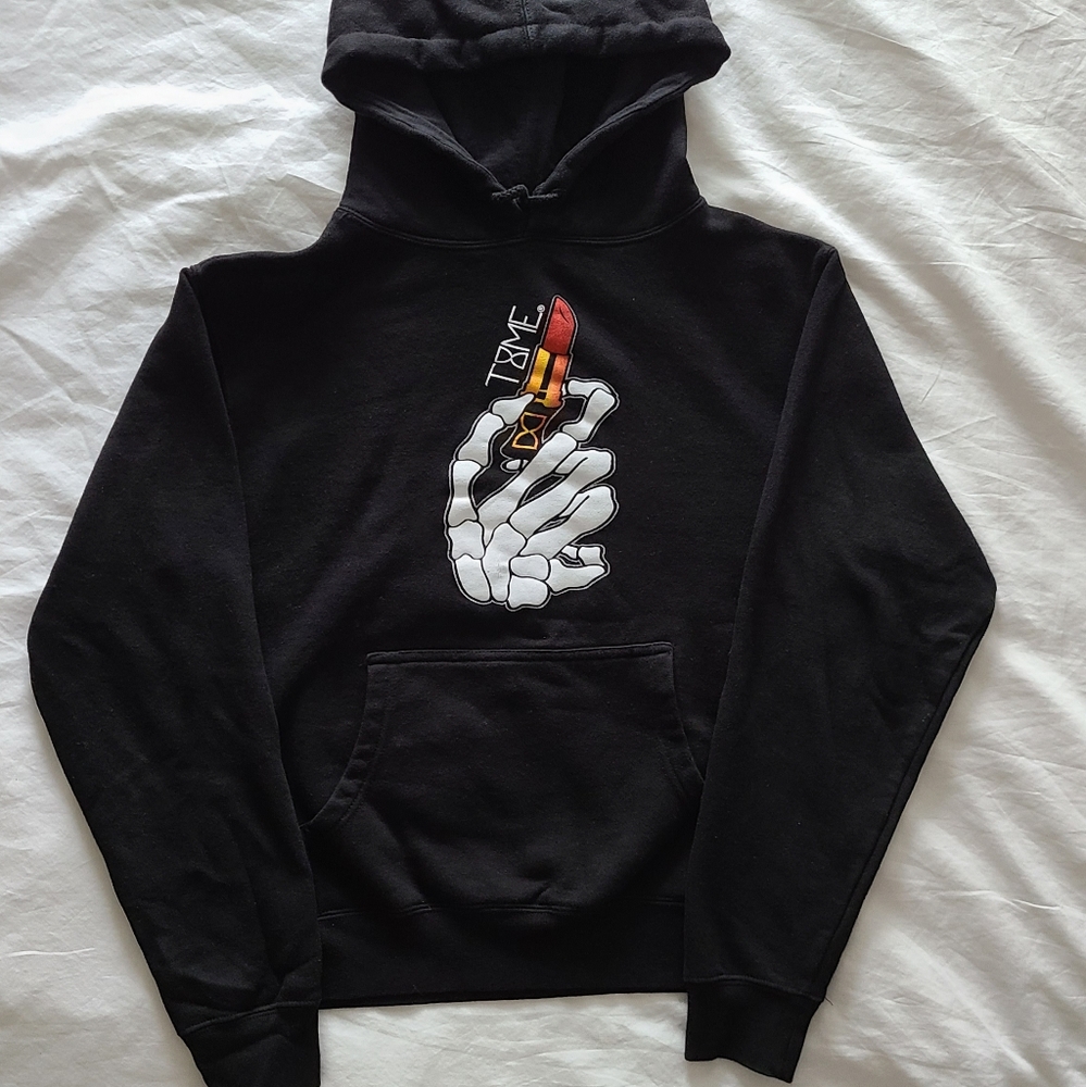 Hoodie "makeup"